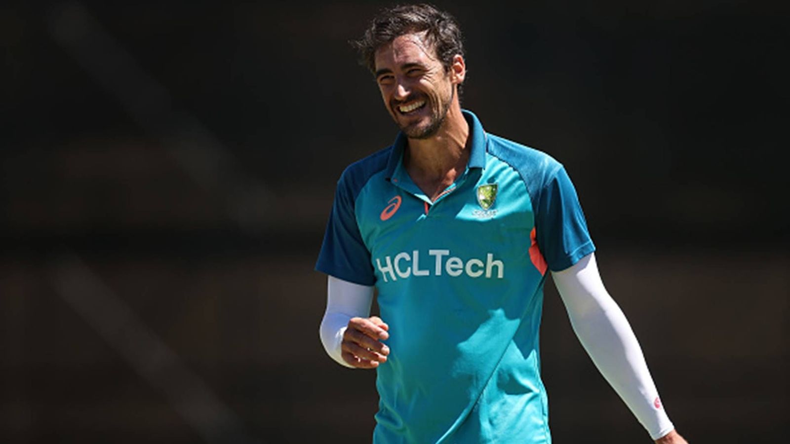 Mitchell Starc gives his first reaction after becoming most expensive player in IPL history, watch video Australian fast bowler Mitchell Starc during a training session. (Getty Images)