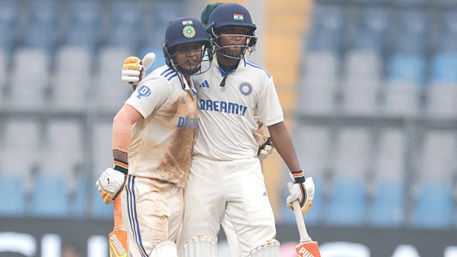 India dominate Australia with 4 fifties on Day 4 to take 157-run lead; Deepti-Pooja on cusp of breaking 37-year-old record Deepti Sharma and Pooja Vastrakar on Day 2 of the only Test against Australia (Getty Images)