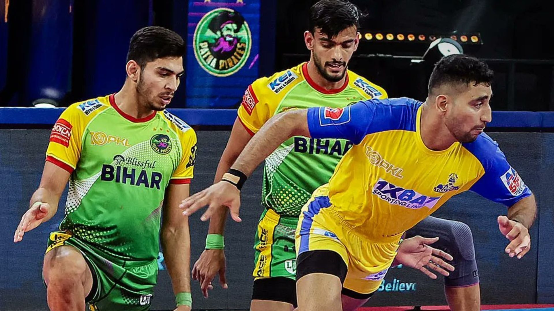Pro Kabaddi League: Patna Pirates emerge victorious with Sudhakar's Exceptional Play Against Tamil Thalaivas Patna Pirates defeated Tamil Thalaivas.