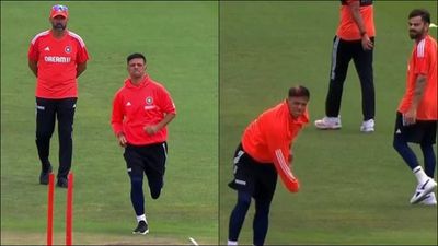 Head coach Rahul Dravid turns fast bowler in Centurion during toss delay, watch video Rahul Dravid bowling before the first Test in Centurion (Screengrab: Hotstar)