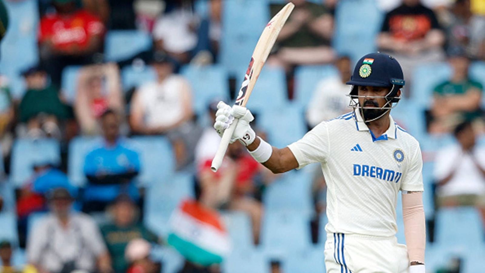 IND vs SA: KL Rahul leads India's fightback after Kagiso Rabada's mayhem-filled fifer on gloomy Day 1 in Centurion KL Rahul raises his bat after reaching his half-century on Day 1 of Boxing Day Test (Getty Images)