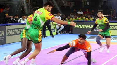 Pro Kabaddi League: Pankaj Mohite's magic leads Puneri Paltan to a commanding 18-point win over Patna Pirates Puneri Paltan defeated Patna Pirates.