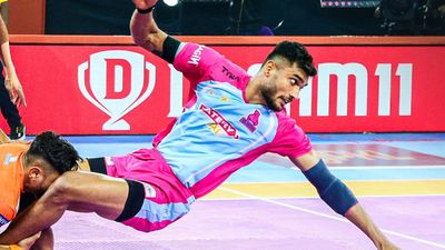 Pro Kabaddi League: Super 10 from Arjun Deshwal leads Jaipur Pink Panthers to a commanding win over U Mumba Jaipur Pink Panthers defeated U Mumba.
