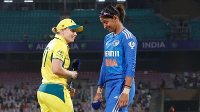 INDW vs AUSW, 3rd T20I Preview: India women aim for historic T20I series triumph over Australia in decider Alyssa Healy (L) of Australia and Harmanpreet Kaur (R) of India. (Getty Images)