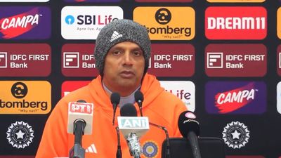 'It's impossible for all the players to play all the time': Dravid defends decision to rest Bumrah, Siraj and Jadeja India head coach Rahul Dravid in the pre-match press conference (Screengrab: BCCI, X)
