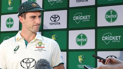 'These guys aren't going to be around forever': Cummins' unchanged message to Test openers ahead of Steve Smith's opening debut Pat Cummins talking to reporters on the eve of Adelaide Test against West Indies (Getty Images)