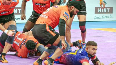 Pro Kabaddi League: Ashu Malik's 17-point blitz leads Dabang Delhi to 39-33 Win over U Mumba Dabang Delhi defeated U Mumba.