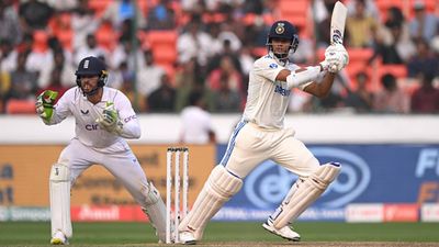 IND vs ENG: Yashasvi Jaiswal teaches England a lesson in 'Bazball' as India dominate Day 1's proceedings in Hyderabad Yashasvi Jaiswal plays a shot against England on Day 1 of the Hyderabad Test as Ben Foakes reacts (Getty Images)