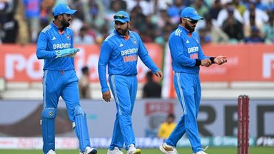 India superstar bests Mohammed Shami, Shubman Gill to win ICC ODI Cricketer of the Year 2023 award India's star batters Virat Kohli (right), Rohit Sharma (centre) and KL Rahul in this frame. (Getty)