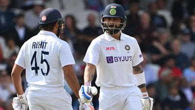 ‘He has never been to NCA’: Rohit Sharma urges youngsters to learn these two traits from Virat Kohli India's Virat Kohli (R) and India's captain Rohit Sharma in this frame. (File Photo: Getty Images)