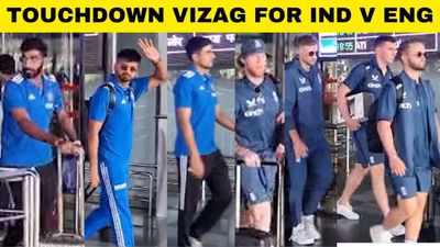 India and England arrive in Vizag ahead of the Second Test | Sports Today SportsTak