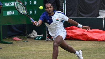 Davis Cup 2024: India take 2-0 lead against Pakistan as Ramkumar, Balaji shine under pressure India's Ramkumar Ramanathan hits a return against Pakistan's Aisam-ul-Haq Qureshi during their singles Davis Cup World Group-1 play-off in Islamabad on February 3. (Getty)