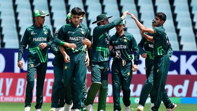 Under-19 World Cup: Pakistan cruise into semis after Naseem Shah's brother's fifer ekes out thrilling 5-run victory over Bangladesh Pakistani players celebrate after the dismissal of Bangladesh's Jishan Alam during their U-19 World Cup's Super Six match on February 3.. (Photo by Sydney Seshibedi-ICC/ICC via Getty Images)