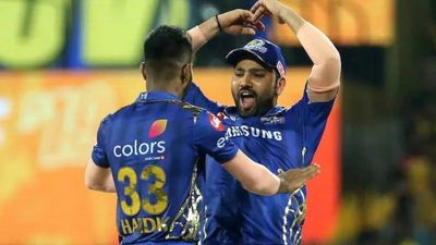 REVEALED: Why did Mumbai Indians replace Rohit Sharma with Hardik Pandya as captain in IPL? MI Head coach explains Mumbai Indians former captain Rohit Sharma (right) and current skipper Hardik Pandya in this frame. (X)