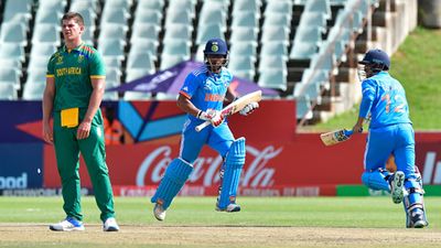 U19 World Cup: Saharan, Dhas' record-breaking partnership leads India to thrilling 2-wicket win over South Africa, book 5th consecutive final spot Sachin Dhas and Uday Saharan running between the wickets against South Africa in Under-19 World Cup semi-final (Getty Images)