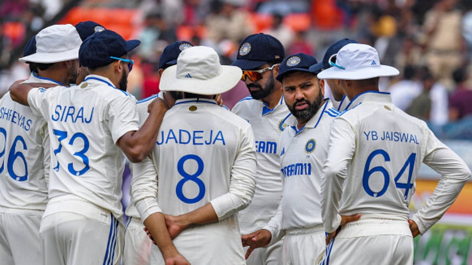 IND vs ENG: Major boost for Team India as 2 injured superstars set to return for 3rd Test against England - Reports Team India cricketers in a huddle.