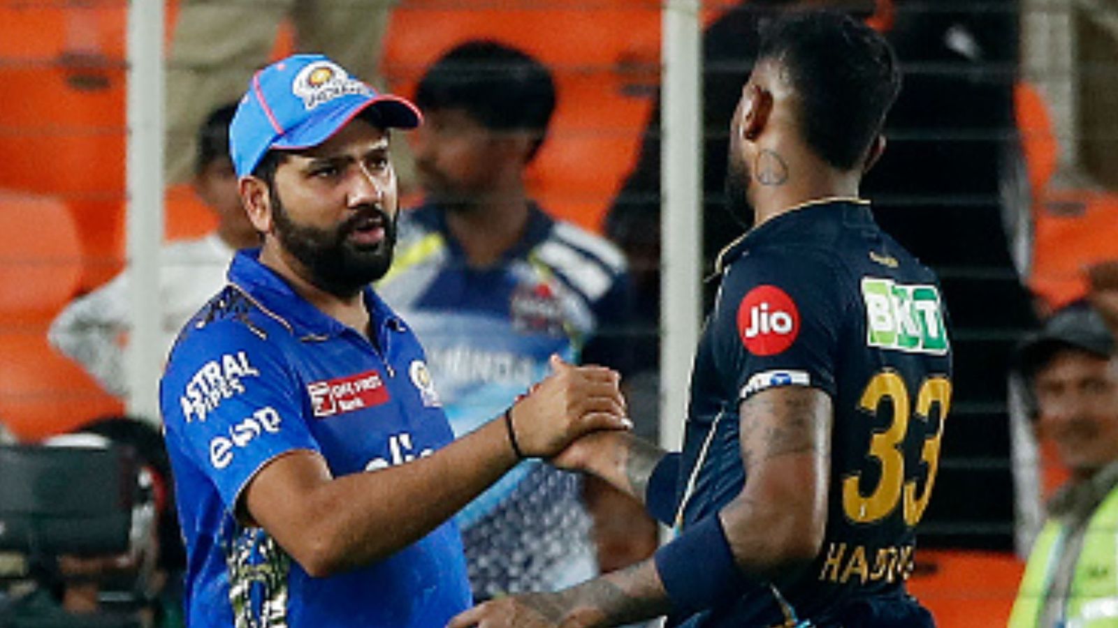 Have Rohit Sharma and Hardik Pandya unfollowed each other on Instagram? Social media explodes as emotional fans react Have Rohit Sharma and Hardik Pandya unfollowed each other on Instagram? Social media explodes as emotional fans react