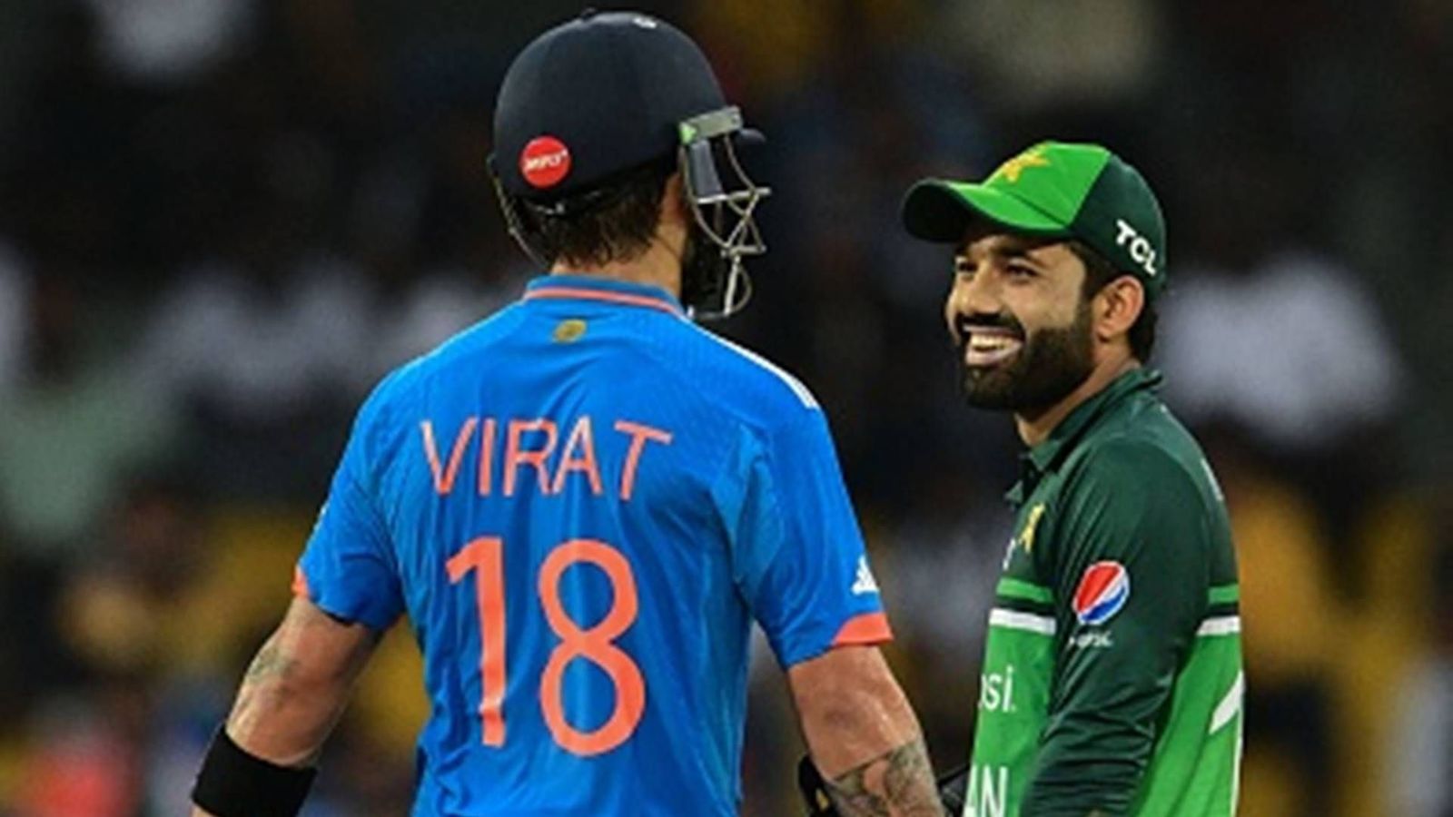 'Players who look at averages are average players': Mohammad Rizwan cites Virat Kohli's example to prove he is a team man Virat Kohli and Mohammad Rizwan during World Cup 2023 clash (File Photo: Getty Images)