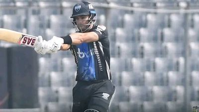 South African opener replaces Babar Azam in Rangpur Riders, helps them post 211/3 in BPL 2024 with 58-run knock Rangpur Riders opener Reeza Hendricks hits a shot against Chattogram Challengers (Photo Courtesy: Rangpur Riders, X)