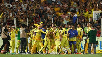 CSK's superstar batter's wife suffers miscarriage, lost their unborn child Chennai Super Kings players celebrate winning the 2023 IPL Final match against Gujarat Titans at Narendra Modi Stadium on May 29. (Getty)