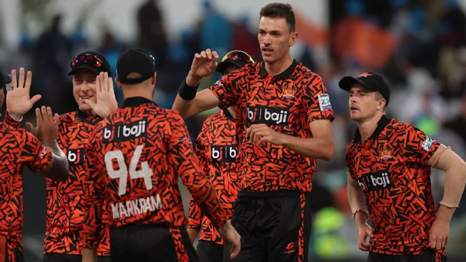 SA20 Final: Marco Jansen's 5-wicket haul, Tom Abell and Tristan Stubbs' belligerent half-centuries help Sunrisers Easter Cape win consecutive crowns Marco Jansen celebrates with teammates.