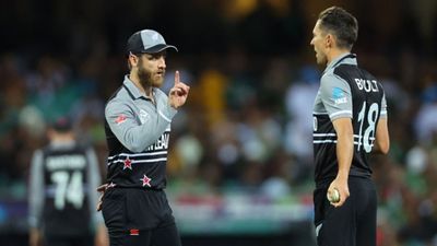 NZ vs AUS: Trent Boult returns, but 2 superstars ruled out as New Zealand announce depleted T20I squad for Australia series Kane Williamson (L) and Trent Boult (R).