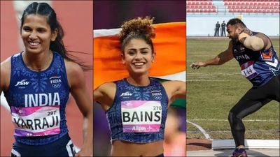 Tajinderpal Singh Toor, Jyothi Yarraji, and Harmilan Bains make history as India bag 3 gold medals on Day 1 of Asian Indoor Athletics Championships Jyothi Yarraji, Harmila Bains and Tajinderpal Singh Toor (left to right) (File Photo)