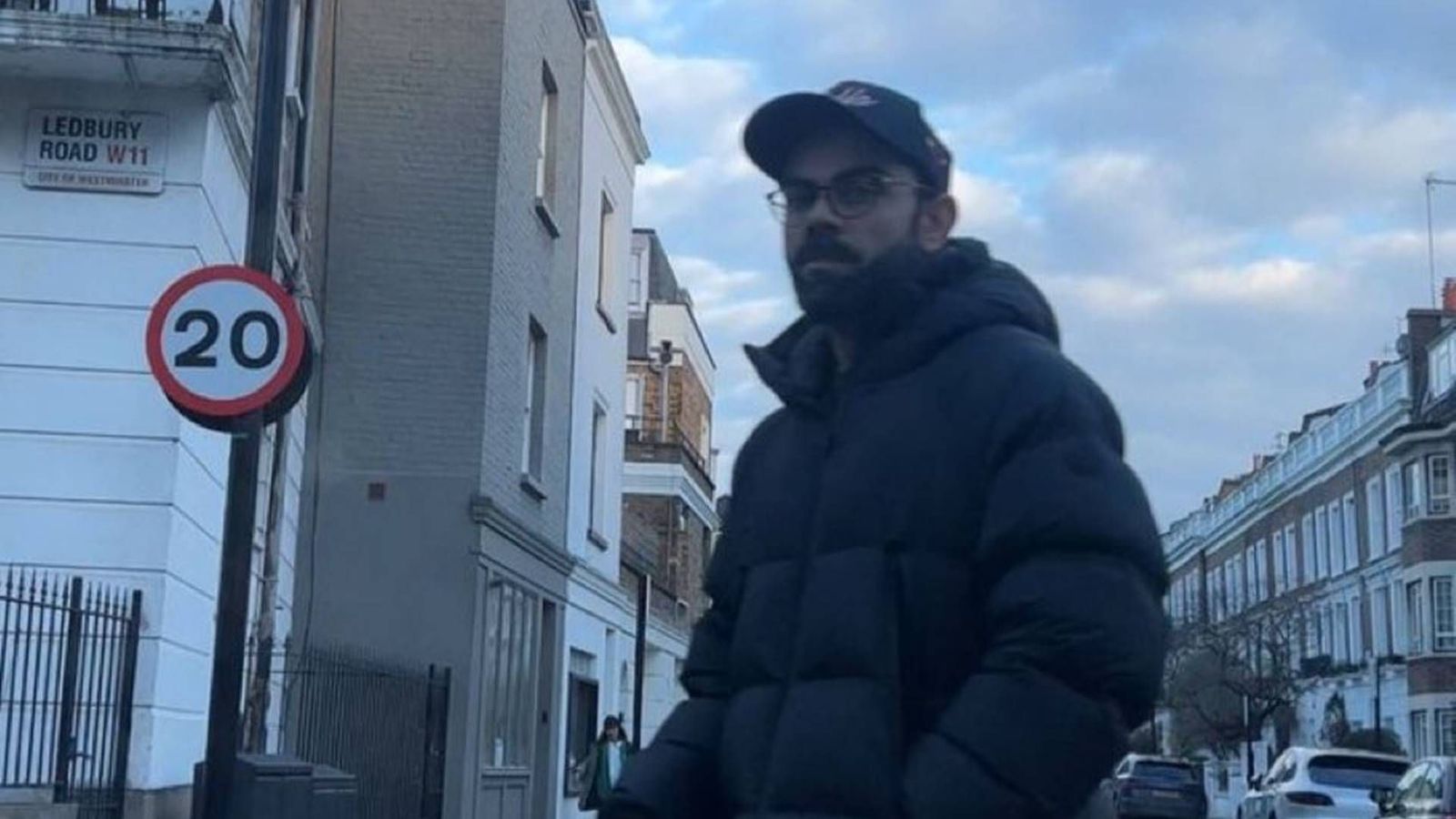 After Virat Kohli welcomes baby boy 'Akaay', his photo on London streets goes viral Virat Kohli walking on the streets of London (Screengrab: X)