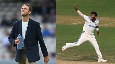 Stuart Broad baffled by India's tactics to rest Jasprit Bumrah for 4th Test against England, says 'Haven’t seen much of this...' Former England's star bowler Stuart Broad (left) and India's pace spearhead Jasprit Bumrah in this frame. (Getty)