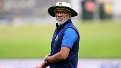 'It is like a circus. I sometimes turn off the TV': Bangladesh coach Chandika Hathurusingha launches brutal attack on THIS country's franchise T20 league Bangladesh coach Chandika Hathurusingha.