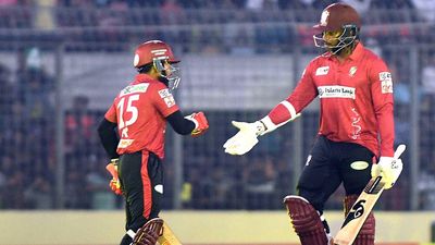 BPL 2024 final: Comilla Victorians pay the price for holding back Russell as LSG star leads Fortune Barishal to maiden title win Mushfiqur Rahim and Kyle Mayers during the run chase in BPL 2024 final (Photo Courtesy: Bangladesh Cricket, X)