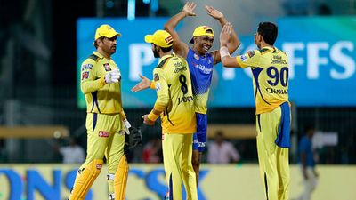 Former CSK batter predicts MS Dhoni 'can promote someone to captain their side' in middle overs because of this rule CSK captain MS Dhoni with Ravindra Jadeja, Dwayne Bravo and Deepak Chahar (File Photo: Getty Images)