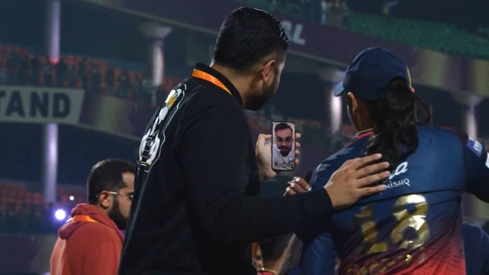Virat Kohli congratulates Smriti Mandhana-led RCB on video call for making 'Ee Sala Cup Namdu' dream a reality; watch viral video Virat Kohli congratulates Smriti Mandhana for winning maiden WPL title over a video call (Screengrab: X)
