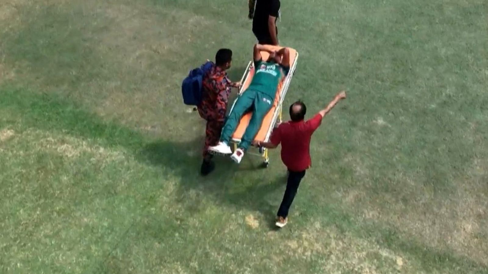 IPL 2024: Big boost for MS Dhoni's CSK as star overseas pacer leaves for India one day after giving major injury scare by collapsing on the field IPL 2024: Big boost for MS Dhoni's CSK as star overseas pacer leaves for India one day after giving major injury scare by collapsing on the field