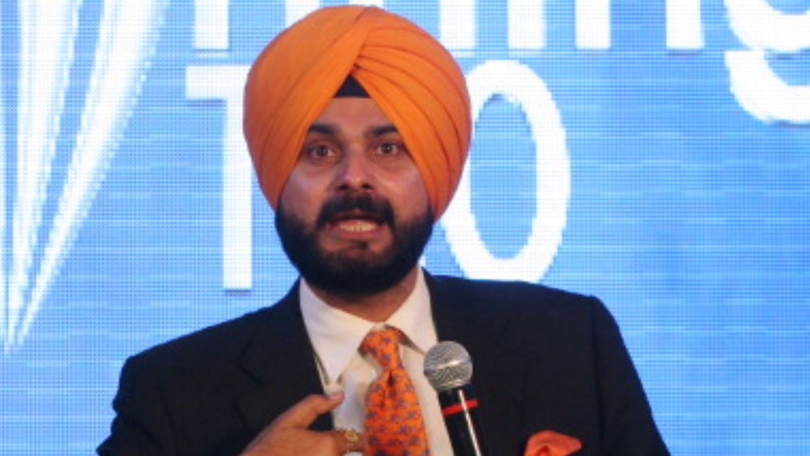 IPL 2024: Social media explodes after Navjot Singh Sidhu confirmed of making his return to commentary in Indian Premier League; check dates here IPL 2024: Social media explodes after Navjot Singh Sidhu confirmed of making his return to commentary in Indian Premier League; check dates here