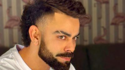 IPL 2024: Virat Kohli’s faux hawk hairstyle and stylish slit on eyebrows wins internet; see viral photos here Royals Challengers Banglore's Virat Kohli. (Screengrab: Instagram/Aalim Hakim)