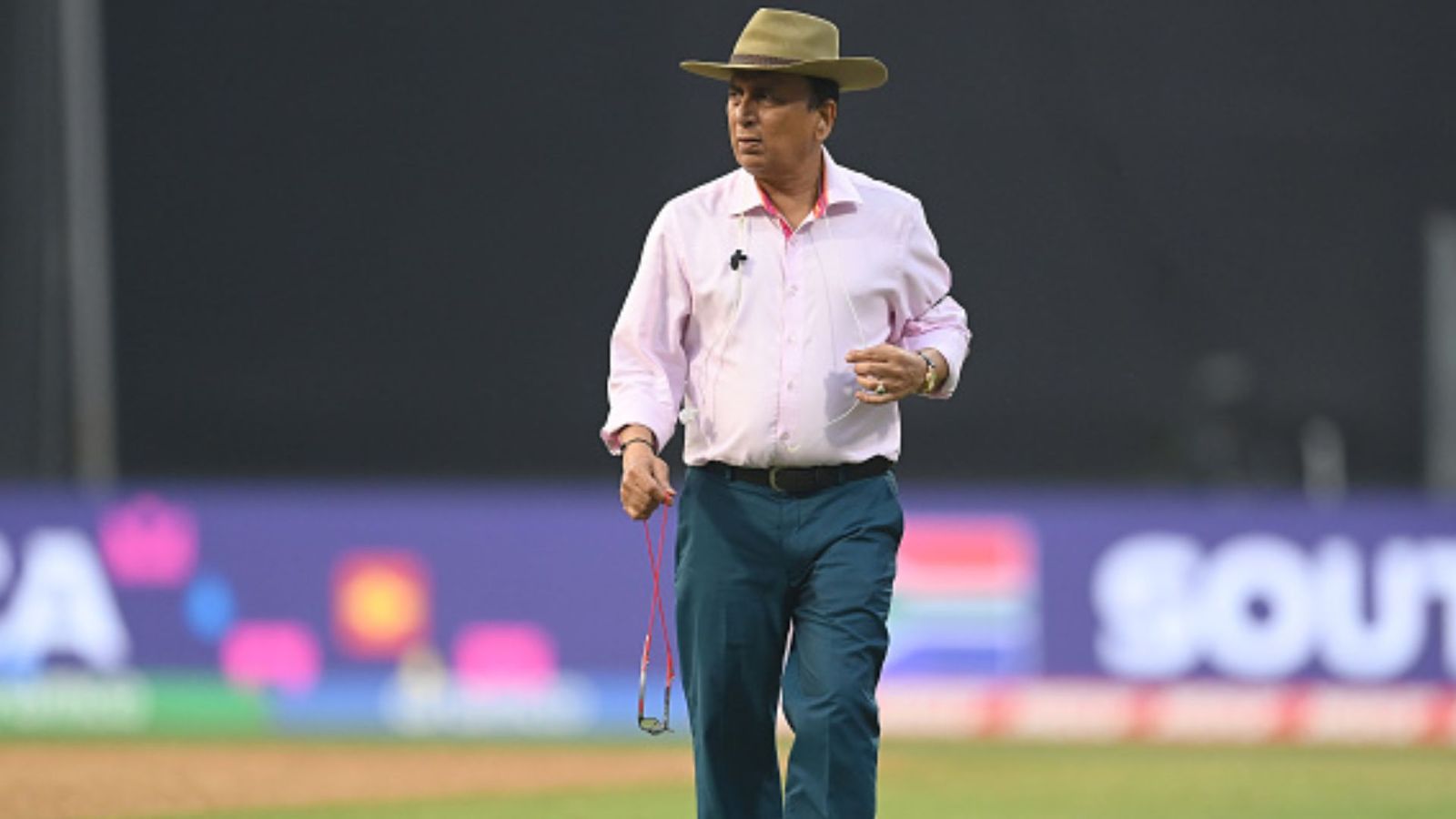 "He can definitely get a promotion': Sunil Gavaskar backs rising Indian star to bat in top order for his franchise in IPL 2024 "He can definitely get a promotion': Sunil Gavaskar backs rising Indian star to bat in top order for his franchise in IPL 2024