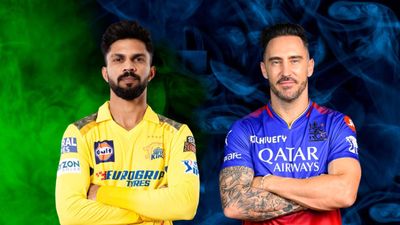 CSK vs RCB, IPL 2024: Ruturaj Gaikwad hands debut to Rs 8.4 cr recruit, no Shivam Dube in Chennai's playing XI against Faf's Bengaluru CSK skipper Ruturaj Gaikwad (left) and RCB captain Faf Du Plessis in this frame.