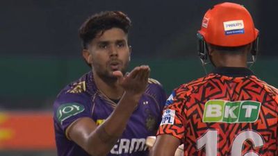 KKR pacer Harshit Rana gives flying kiss send-off to Mayank Agarwal, opener responds with death stare; watch viral video Harshit Rana gives flying kiss to Mayank Agarwal after dismissing him (Screengrab: X)