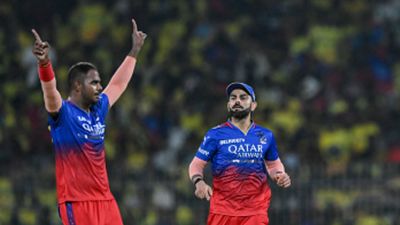 IPL 2024: Kartik makes a shocking claim and calls RCB bowler Yash Dayal 'trash', angry fans brutally troll him for bizarre comment Yash Dayal (L) and Virat Kohli (R) (Getty Images)