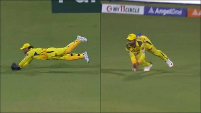Watch: CSK's seniors MS Dhoni and Ajinkya Rahane prove age is just a number, pull off spectacular diving catches to stun Chennai crowd MS Dhoni and Ajinkya Rahane take spectacular diving catches against Gujarat Titans (Screengrab: IPL, X)