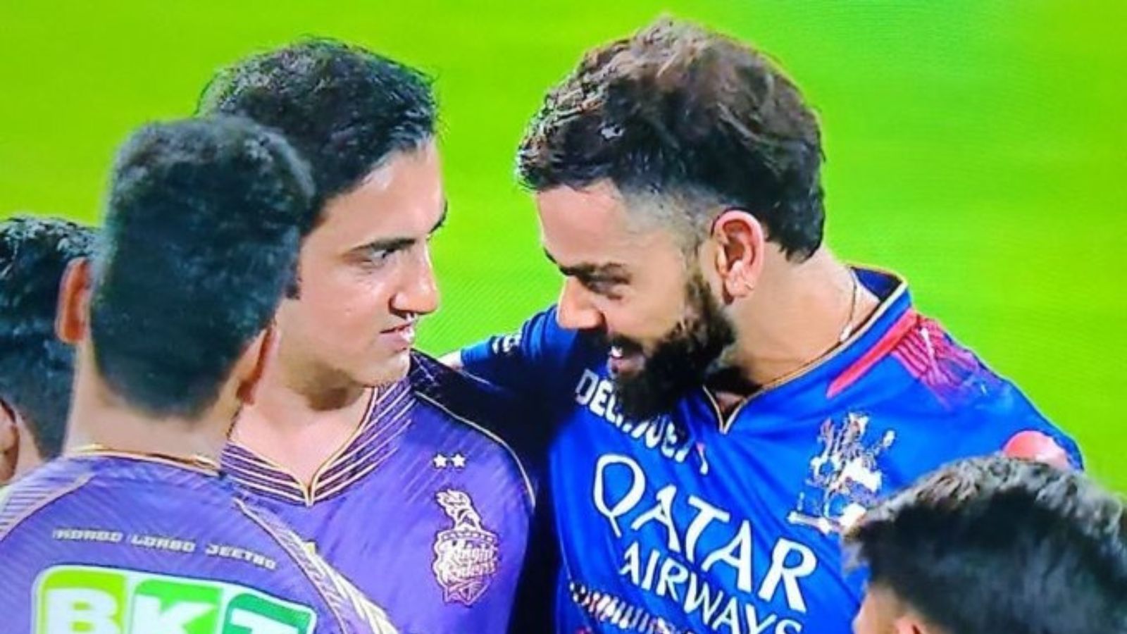 WATCH: Virat Kohli, Gautam Gambhir put rift rumours to rest with a heartfelt hug during RCB vs KKR clash, video breaks internet WATCH: Virat Kohli, Gautam Gambhir put rift rumours to rest with a heartfelt hug during RCB vs KKR clash, video breaks internet