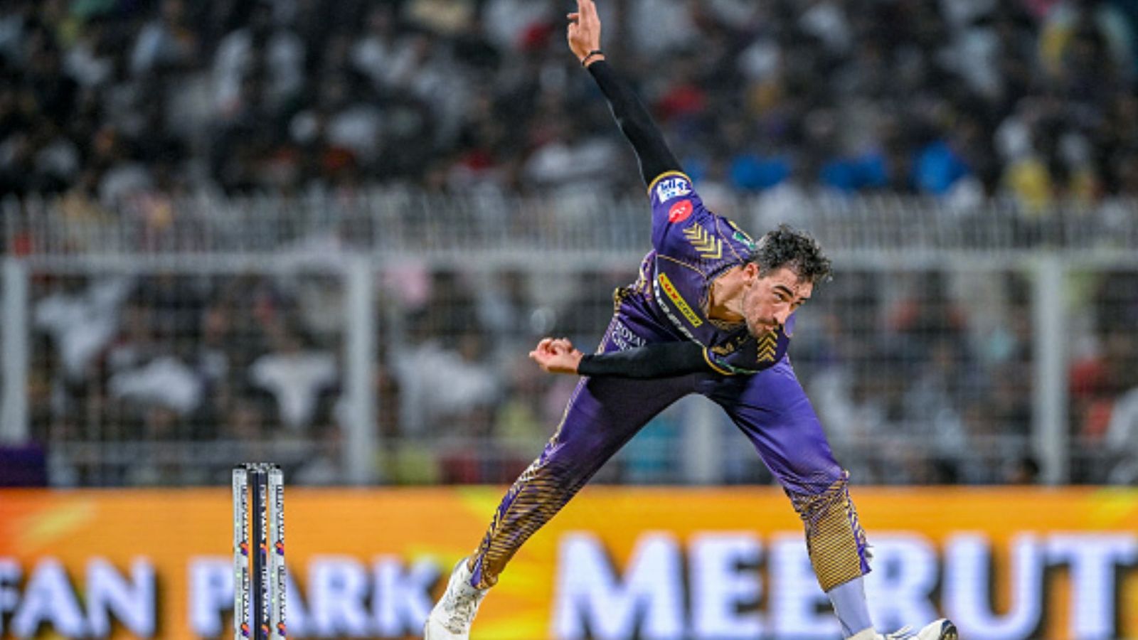 IPL 2024: Mitchell Starc drops huge statement on IPL price tag of Rs 24.75 crore after ending the wait for maiden wicket, says 'it can get brutal in...' KKR bowler Mitchell Starc. (PC: Getty).