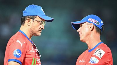 'I was almost embarrassed with our first half of the game': Ricky Ponting slams Delhi Capitals' bowlers for 'unacceptable' display against KKR Sourav Ganguly and Ricky Ponting (Getting Images)