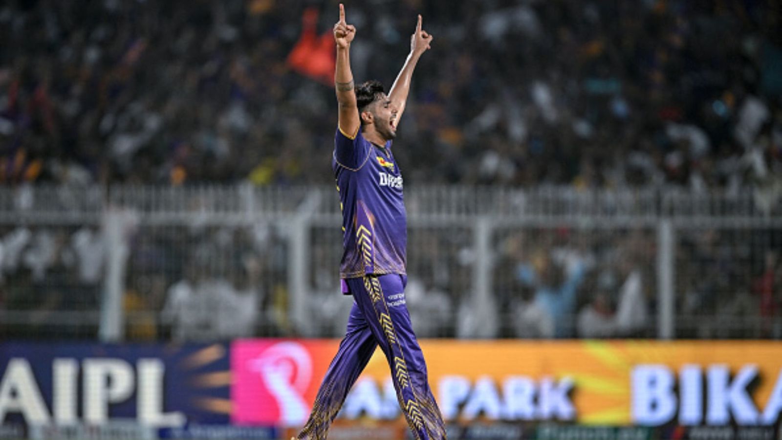 'I don't know, he was holding his shoulder', Shreyas Iyer reveals being unaware of Harshit Rana's injury Harshit Rana celebrating after taking a wicket (credit: Getty Images)