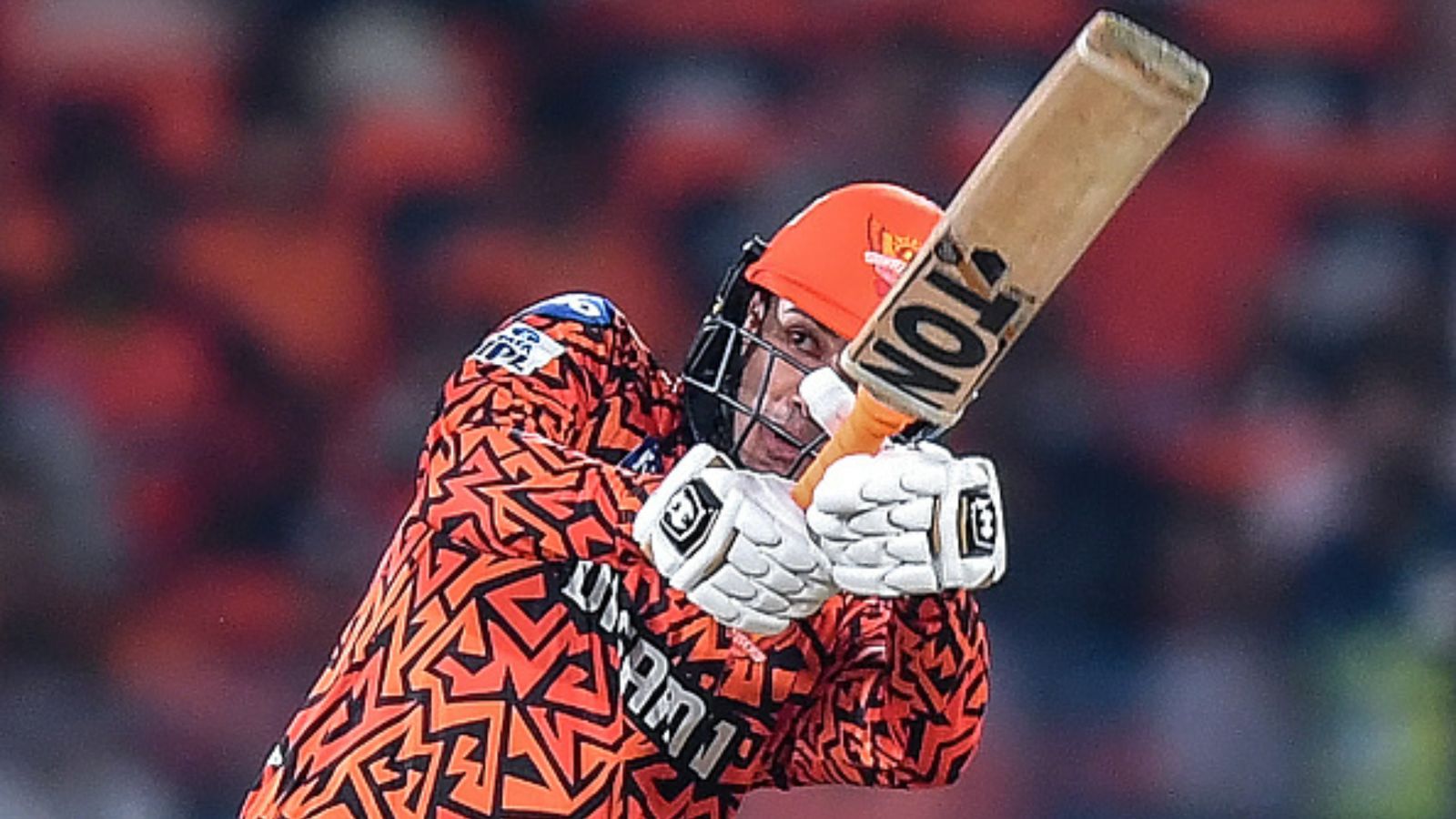 Yuvraj Singh scolds Abhishek Sharma for this reason despite blistering 12-ball 37 in SRH's win over CSK Yuvraj Singh scolds Abhishek Sharma for this reason despite blistering 12-ball 37 in SRH's win over CSK