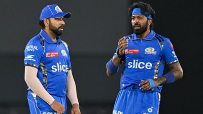 'Bade Gande hai': Mumbai Indians' Rohit Sharma refuses to share room with two teammates Mumbai Indians skipper Hardik Pandya (right) and batting maestro Rohit Sharma in this frame. (Getty)