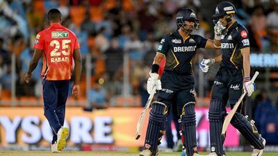 LSG vs GT: Shubman Gill replaces Wriddhiman Saha with Karnataka-born wicketkeeper-batter; here are their playing XIs GT openers Shubman Gill and Wriddhiman Saha (Getty Images)