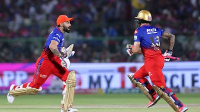 IPL 2024, MI vs RCB: Hardik Pandya elects field and makes one change; desperate Faf du Plessis rings in 3 big changes; check playing XIs MI taking on RCB in match 25 of IPL 2024 (credit: Getty Images)