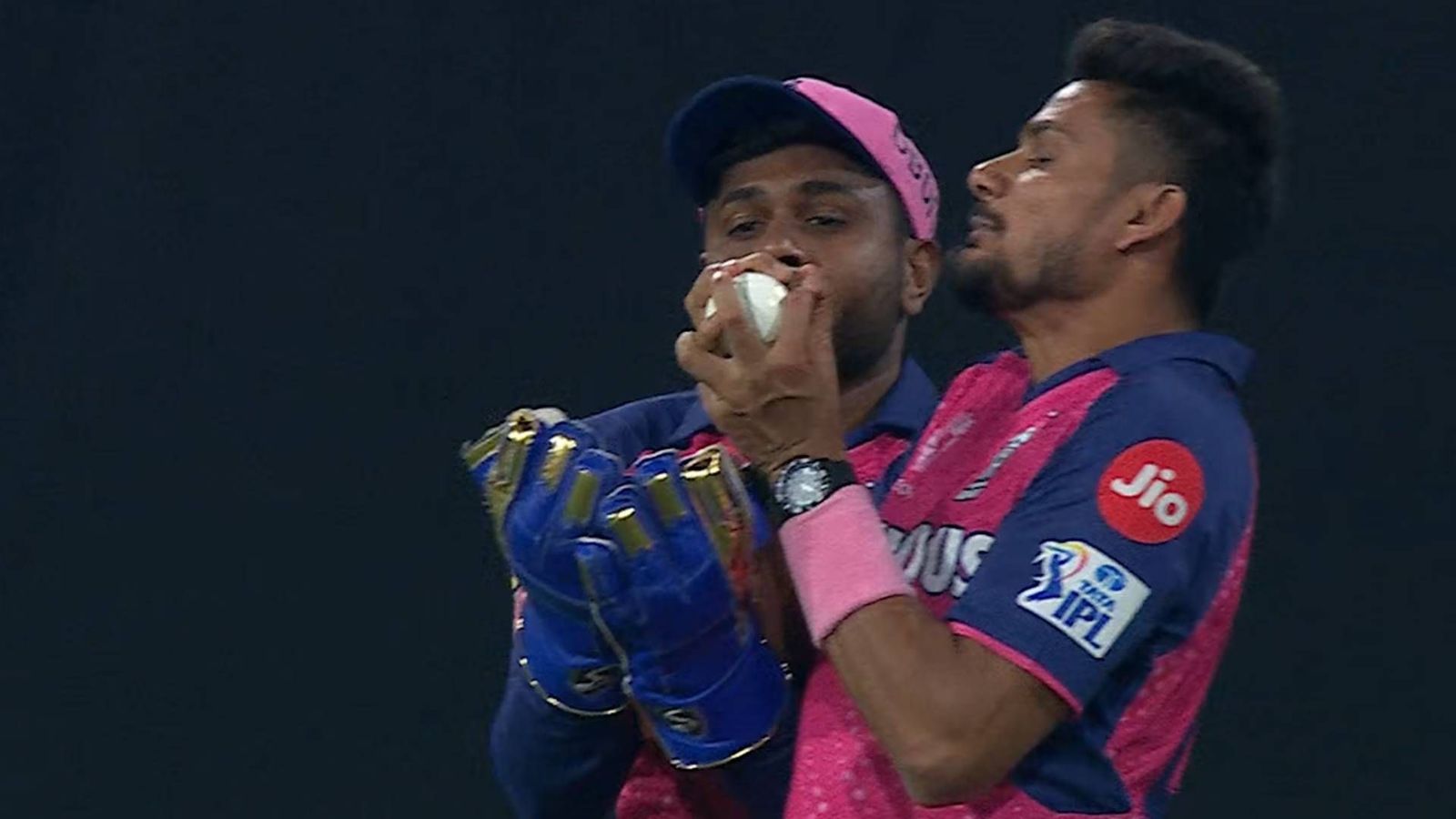'I would be very sad if people are just...': Sanju Samson after avoiding nasty collision with Kuldeep Sen Kuldeep Sen takes a catch and avoids collision with Sanju Samson (Screengrab: X)